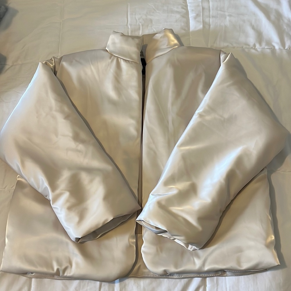 Forever 21 Open Front Puffer Jacket